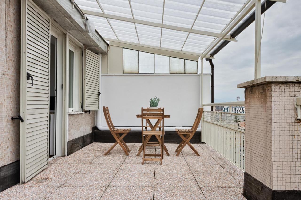 Urban House Carducci - Attic Apartment Turin Exterior photo